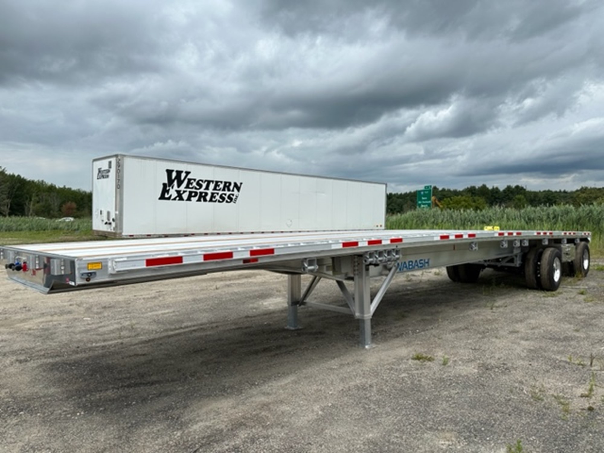 2023 WABASH FLATBED - image 3 of 6