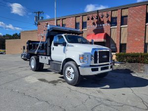 2024 FORD F650 1708116396666