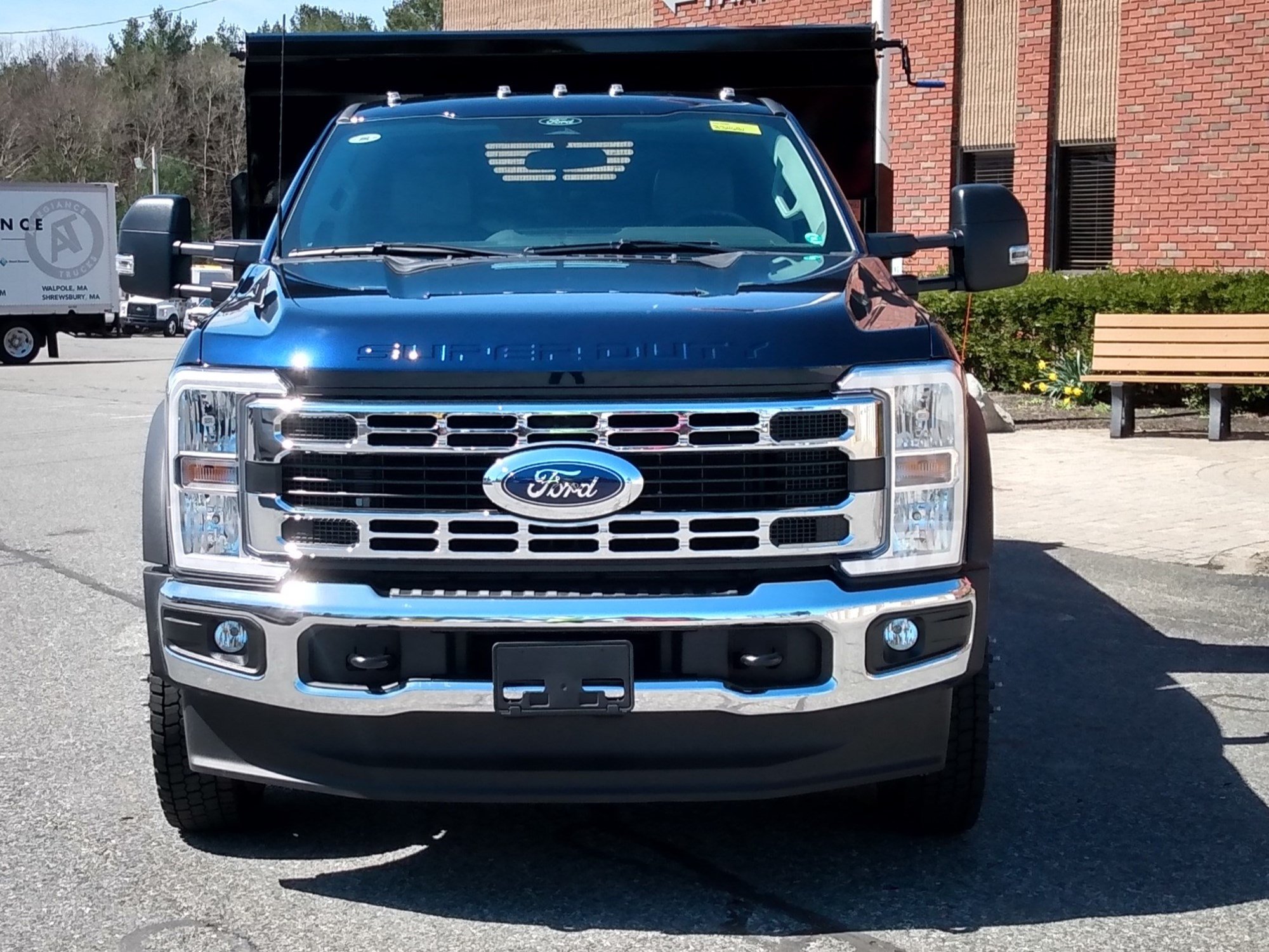 2024 FORD F550 - image 2 of 6