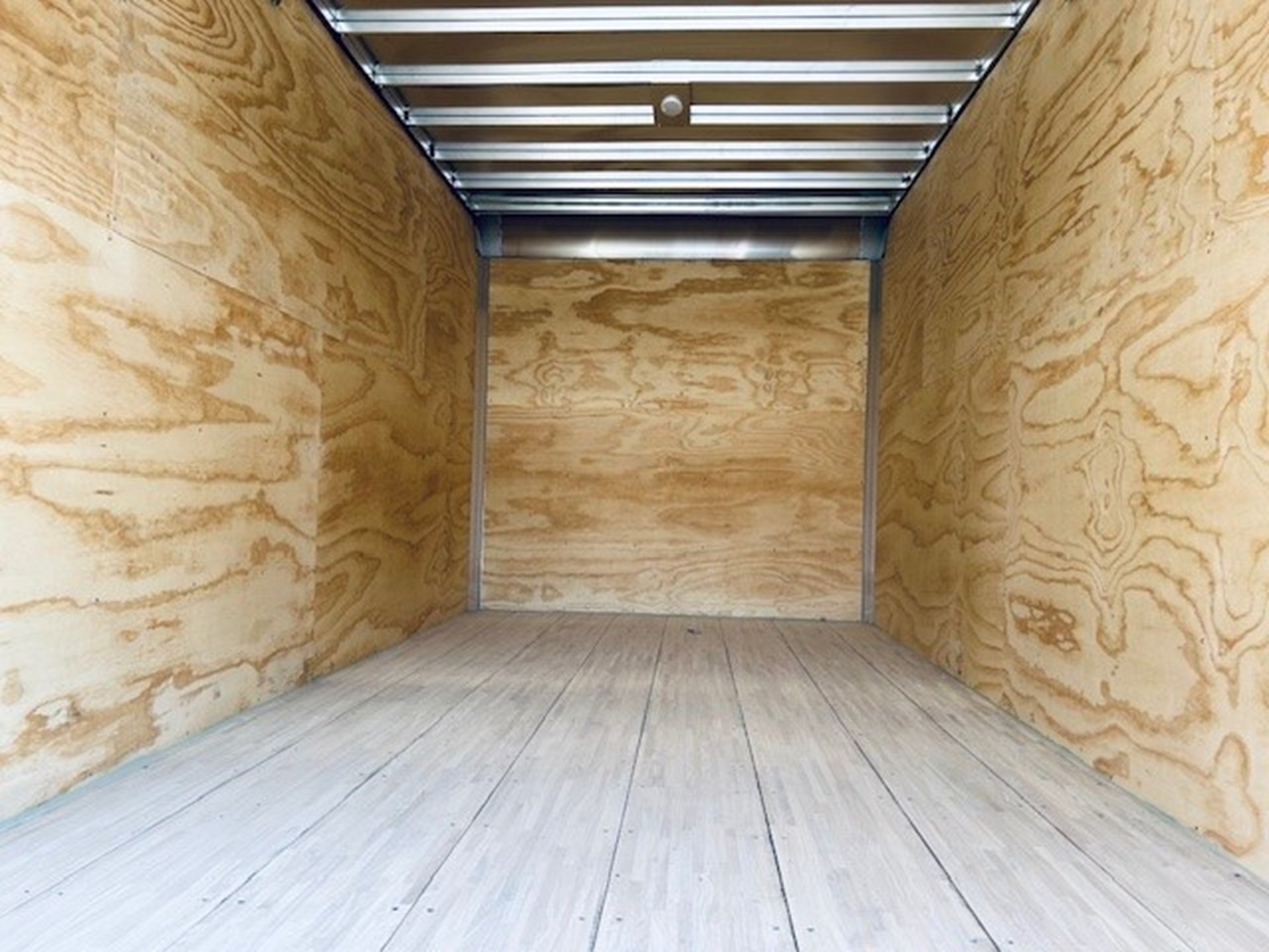 2023 ISUZU NPR - image 6 of 6