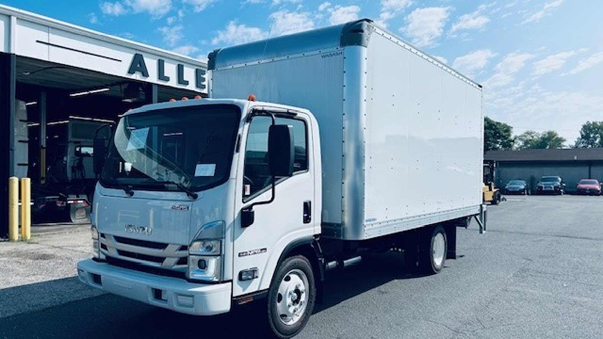 2024 ISUZU NPRGASHD - image 1 of 6