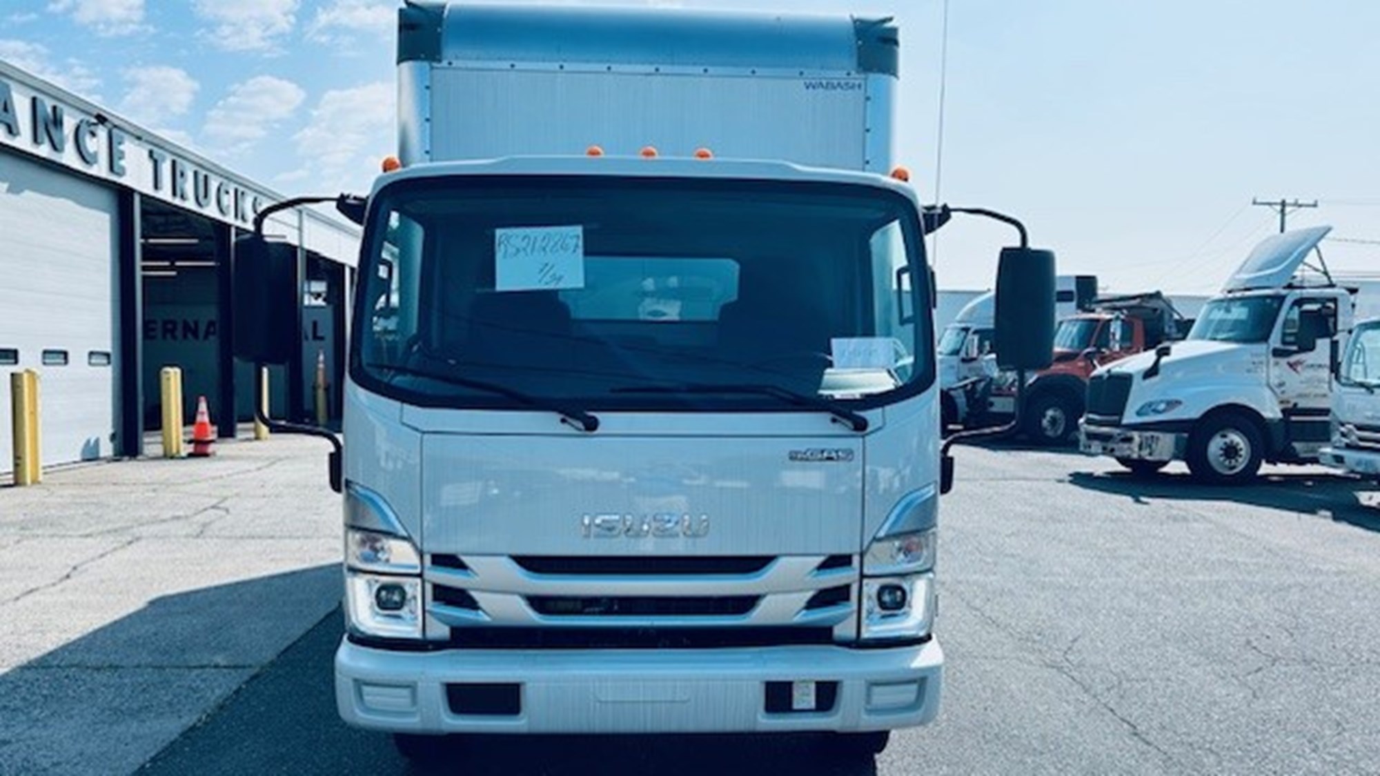 2024 ISUZU NPRGASHD - image 3 of 6