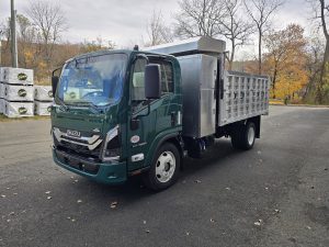 2025 ISUZU NRR 1730474896247