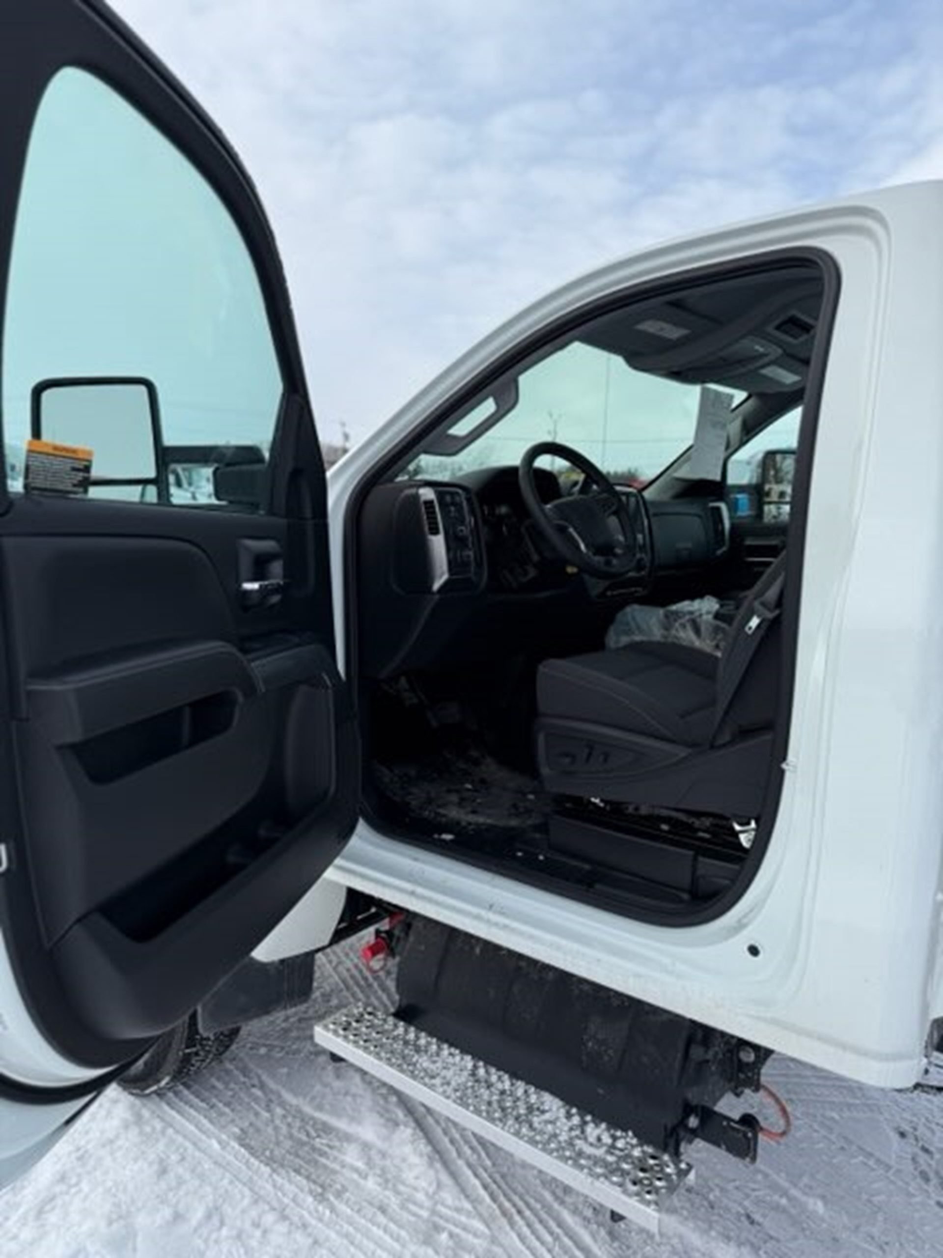 2024 INTERNATIONAL CV