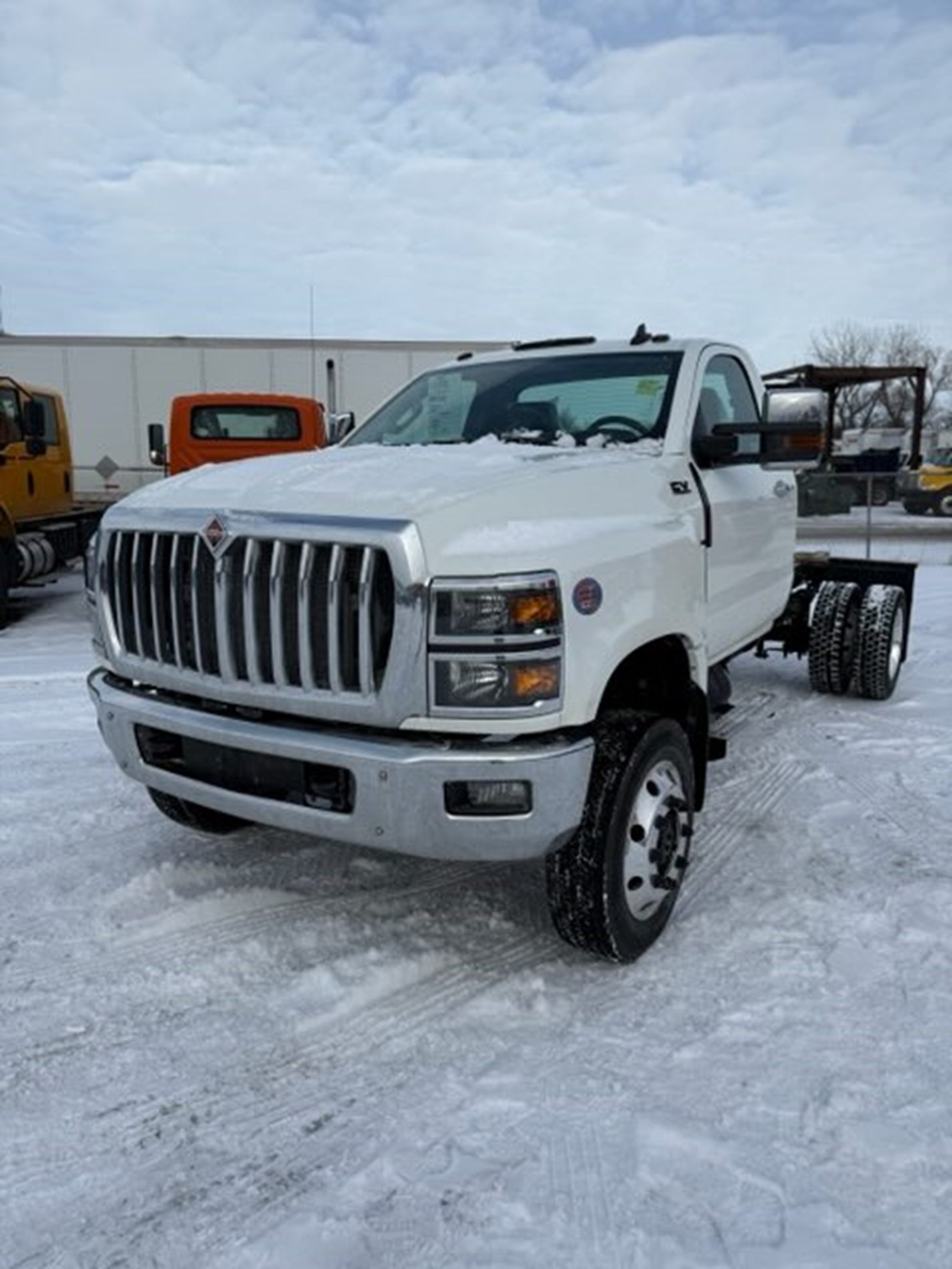 2024 INTERNATIONAL CV