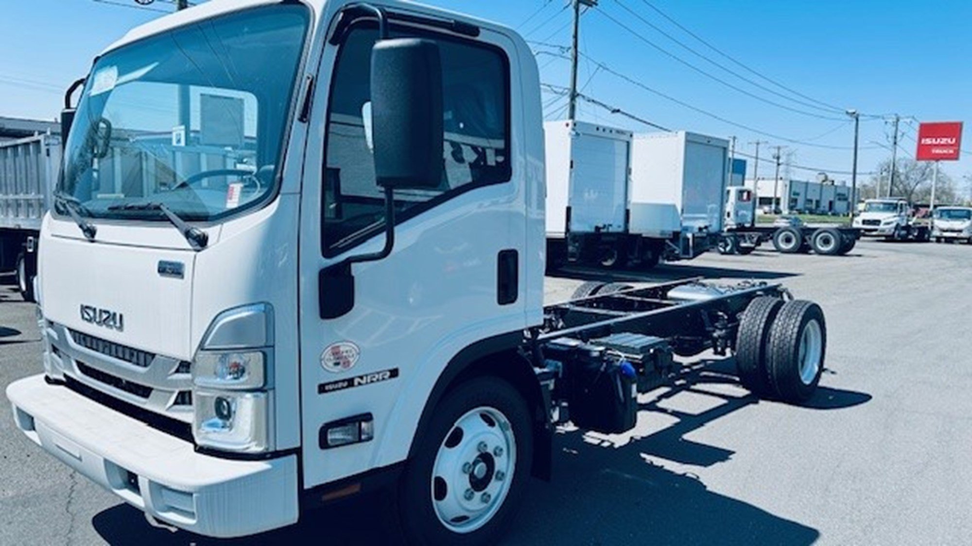 2024 ISUZU NRR