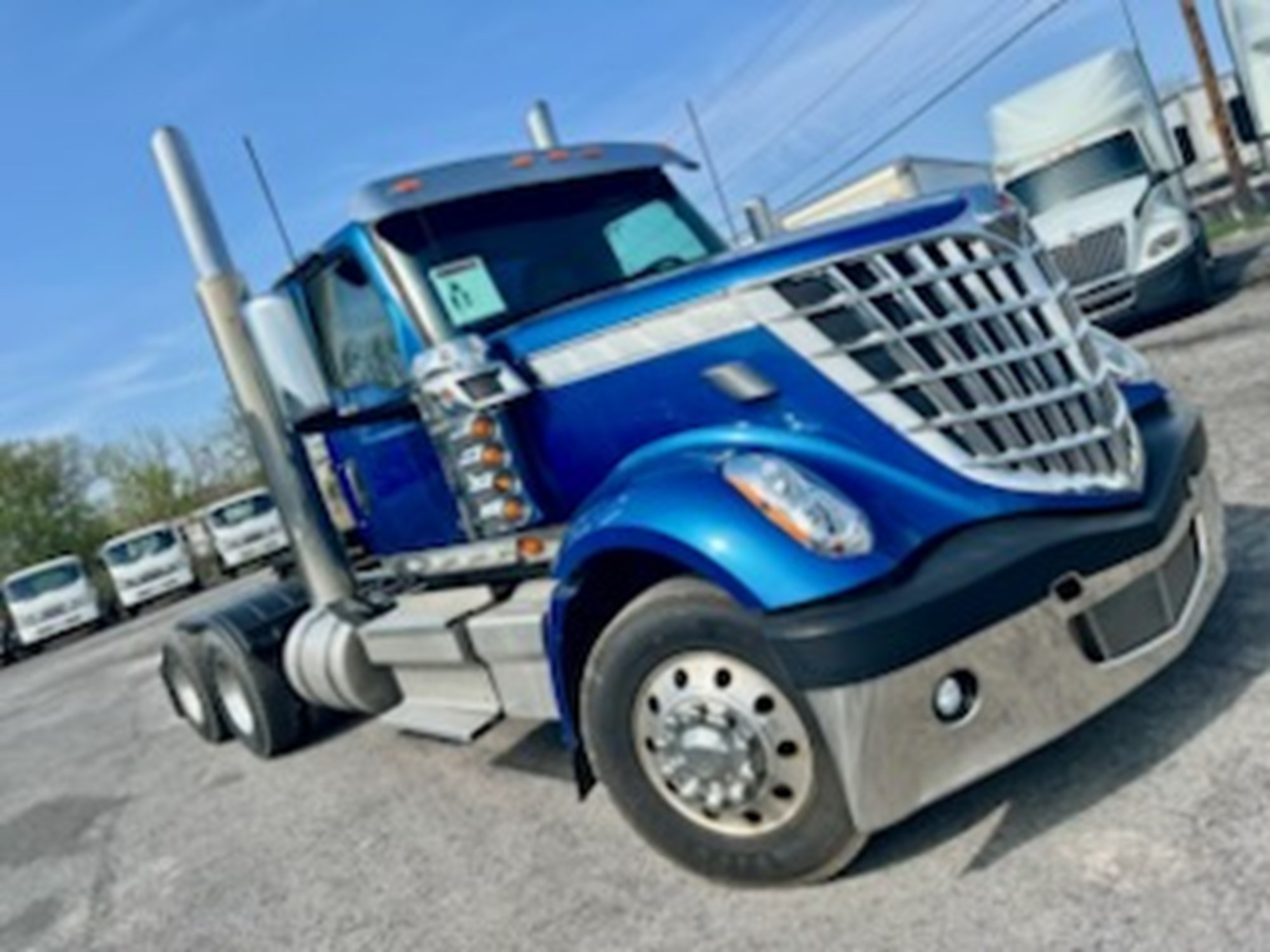 2020 INTERNATIONAL LONESTAR - image 1 of 6