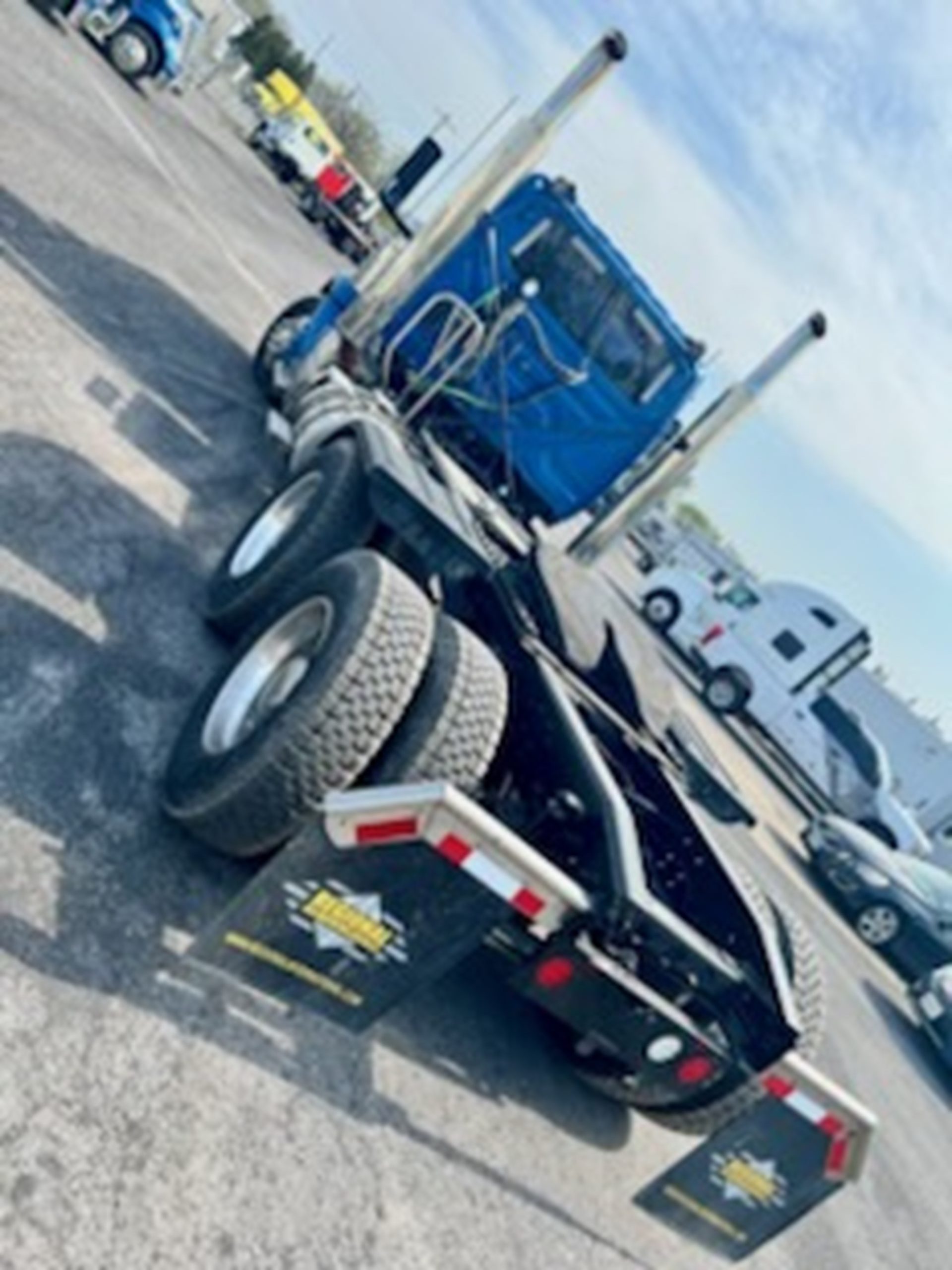 2020 INTERNATIONAL LONESTAR - image 5 of 6