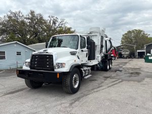 2017 FREIGHTLINER 114SD 1741805709864