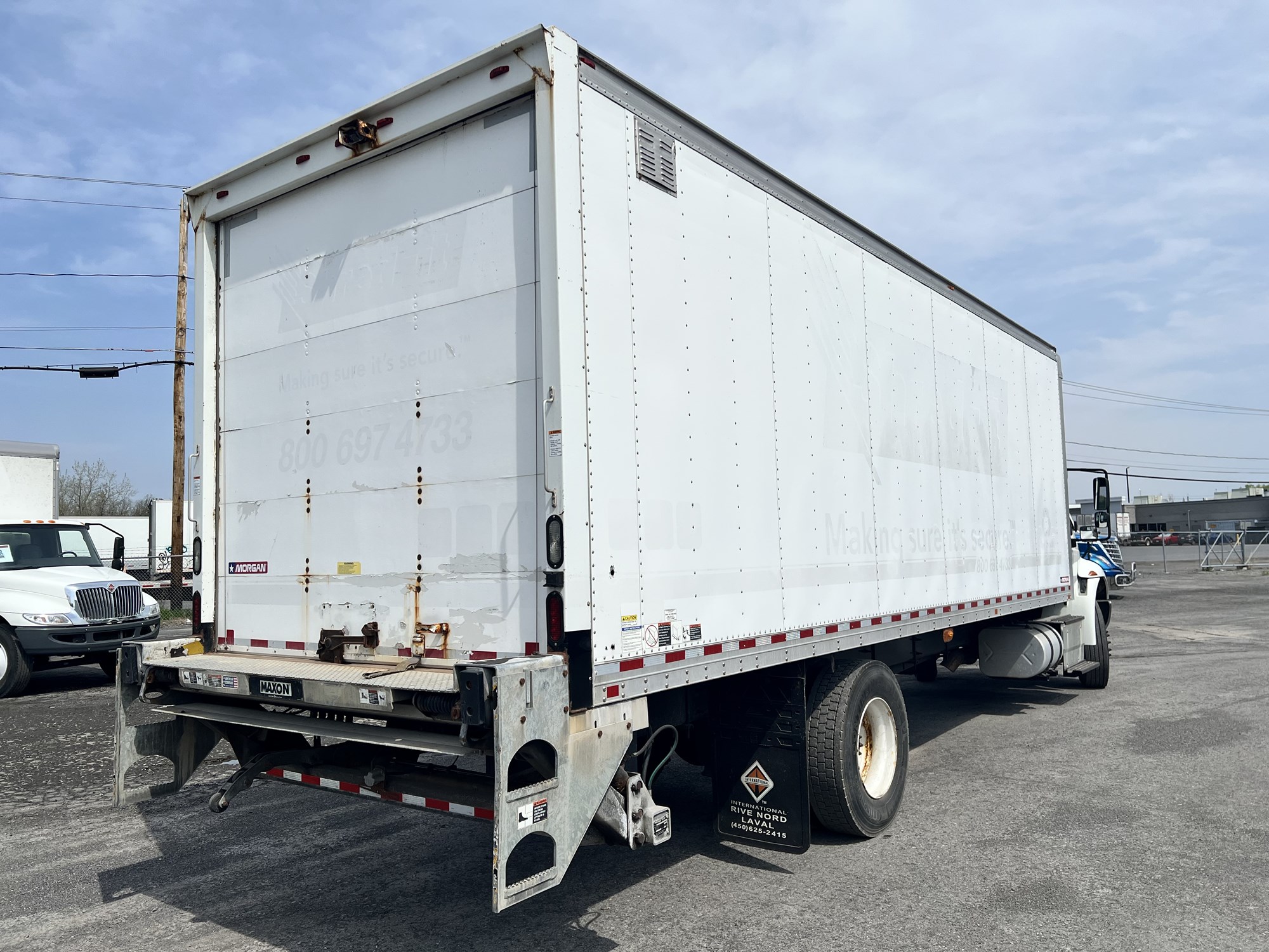 2016 INTERNATIONAL DURASTAR 4300 - image 2 of 6