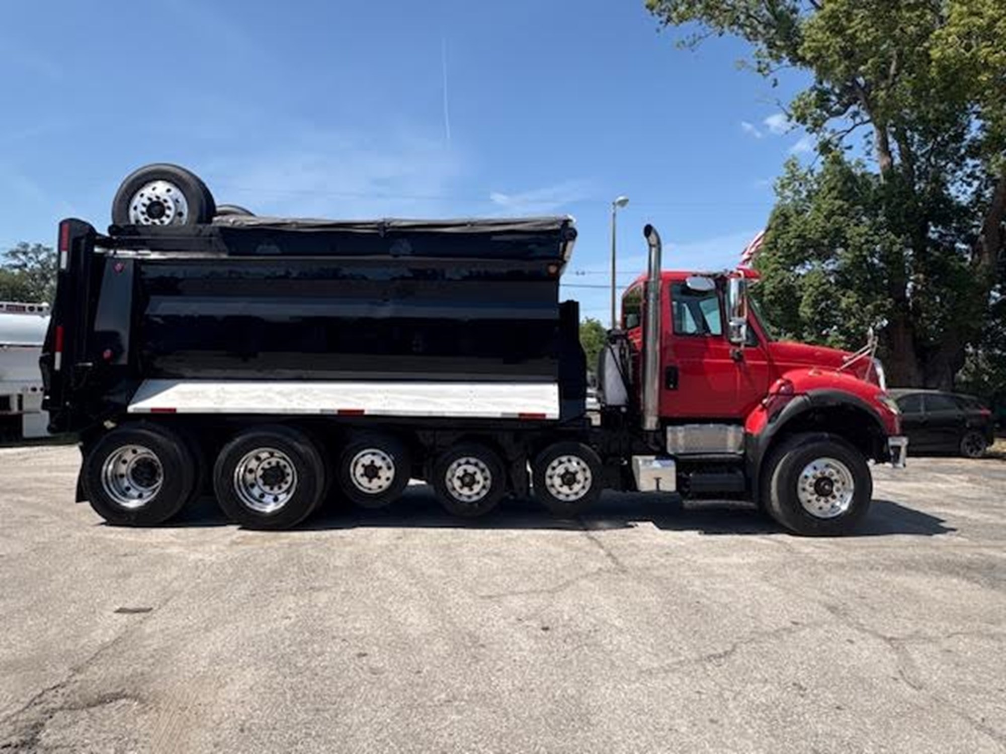 2007 INTERNATIONAL WORKSTAR 7600 - image 4 of 6
