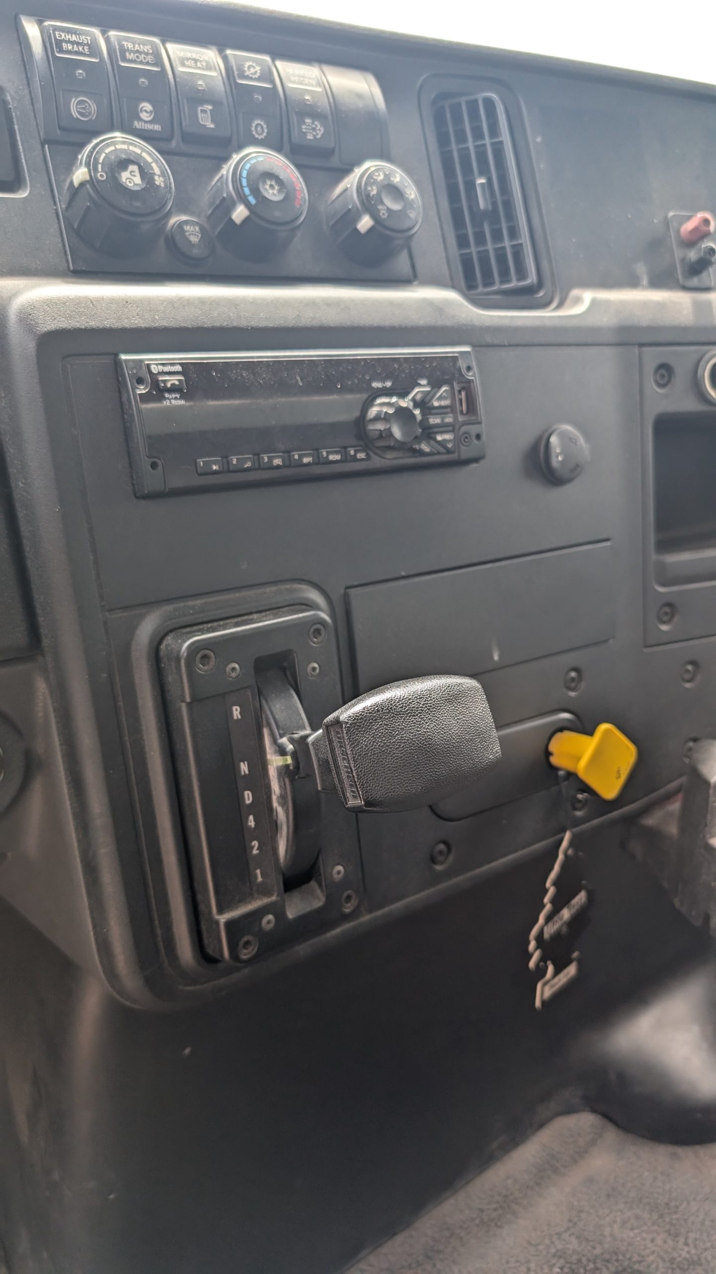 2019 INTERNATIONAL MV - image 6 of 6